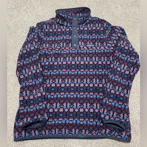 Woman’s Medium Patagonia Pull Over